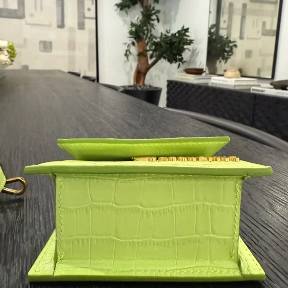 Jacquemus Le Chiquito Light Green Mini Bag - Picture 8 of 8